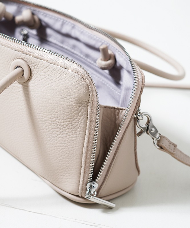 ブガッティ型2WAYショルダーBAG
