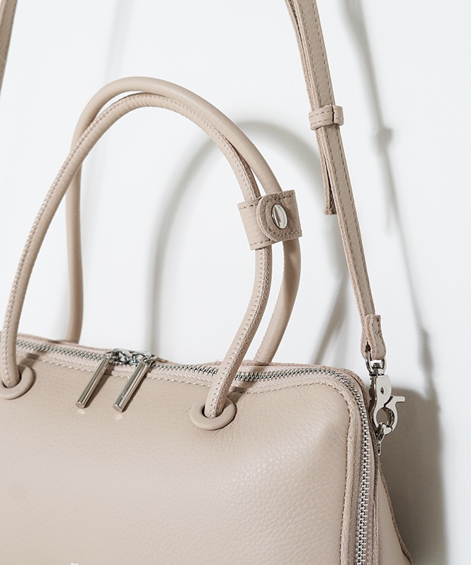 ブガッティ型2WAYショルダーBAG
