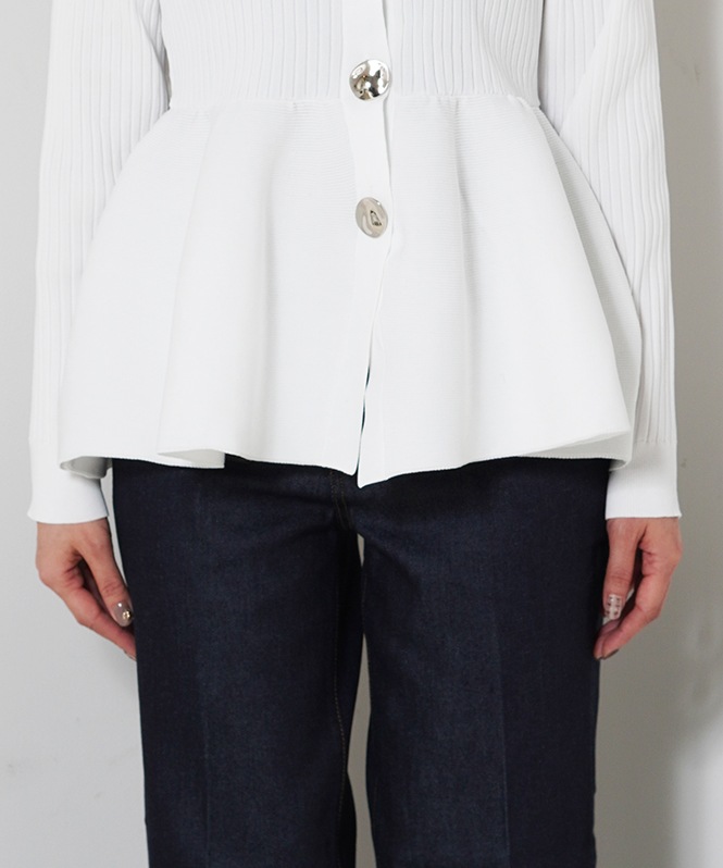 ニュアンスボタン付きペプラムニットカーディガン