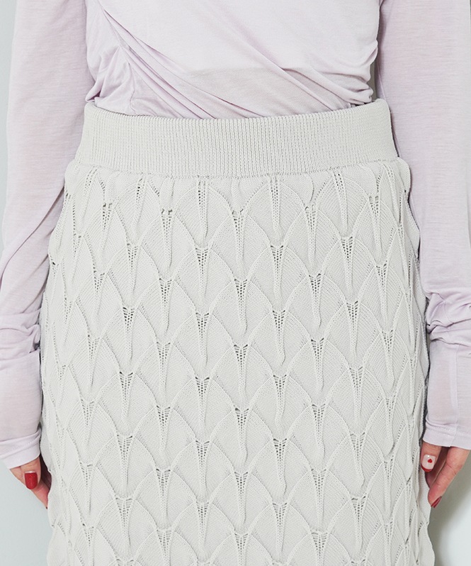 アーチスモッキング柄ニットスカート