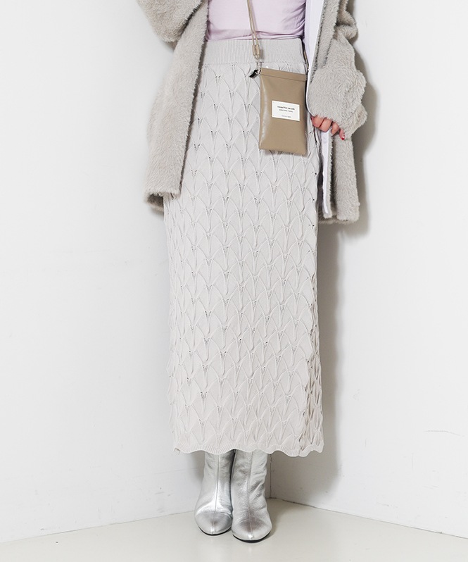 アーチスモッキング柄ニットスカート