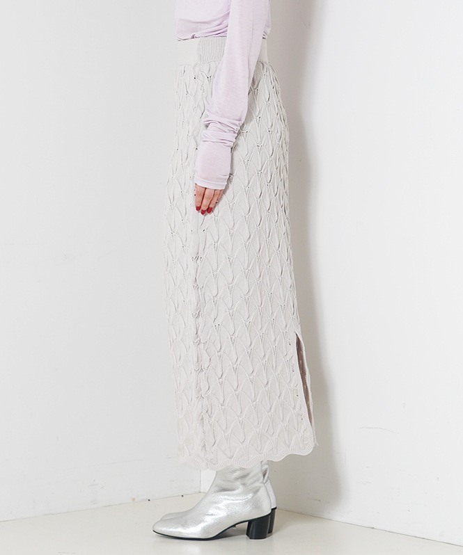 アーチスモッキング柄ニットスカート
