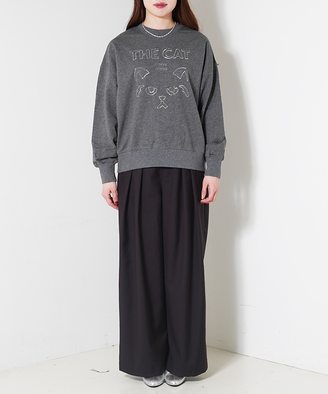 ネコ刺繍スウェット