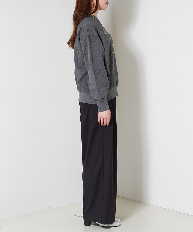 ネコ刺繍スウェット