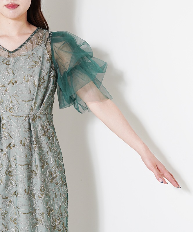 フラフィースリーブペンシルドレス