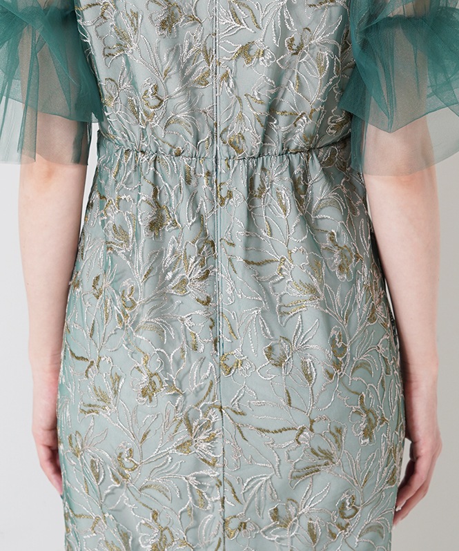 フラフィースリーブペンシルドレス