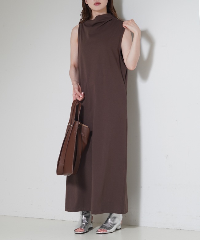 Slope Neck Dress