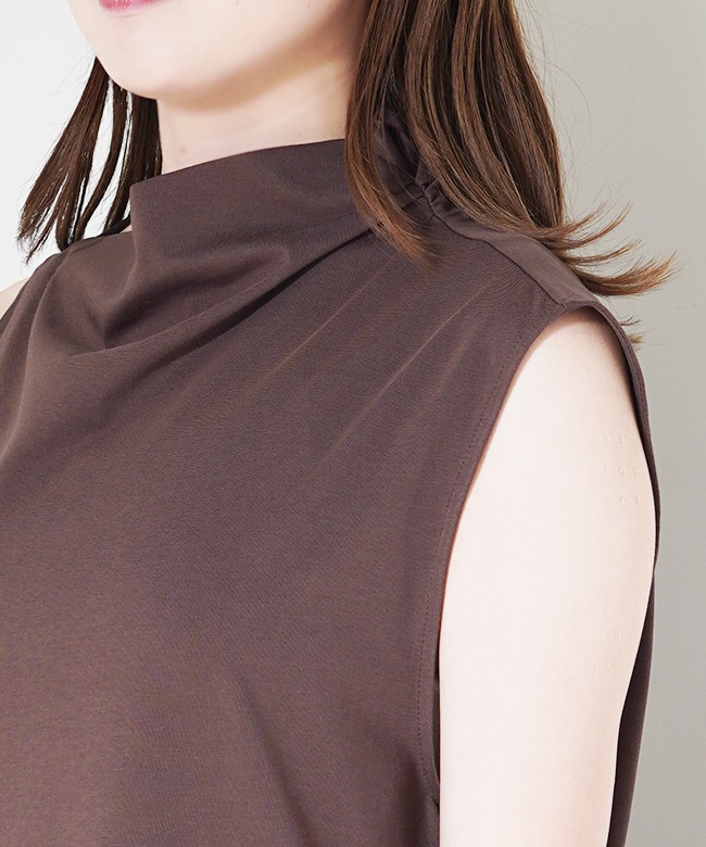 Slope Neck Dress