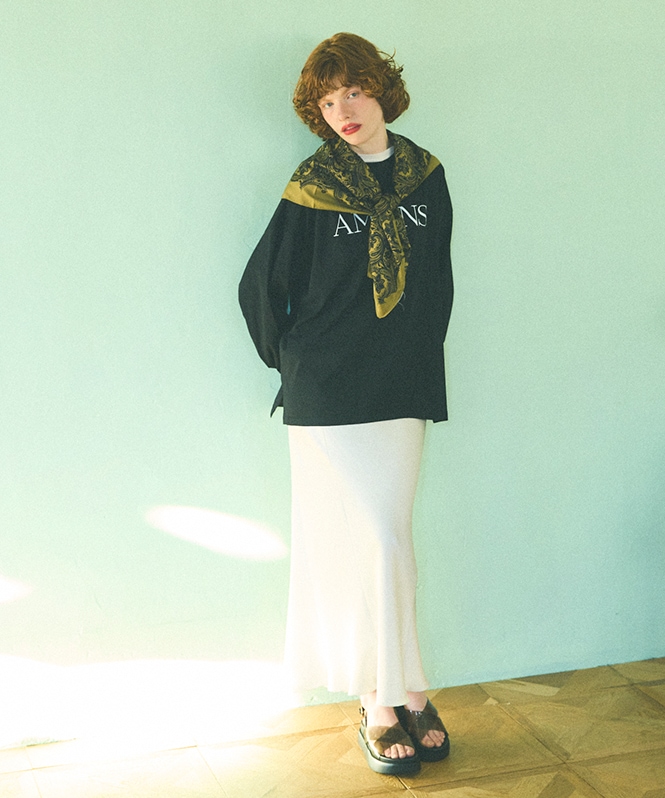 ロゴBIGシルエットTEE