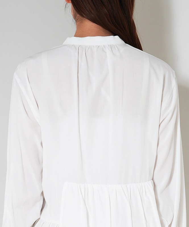 アシメフリルデザインブラウス