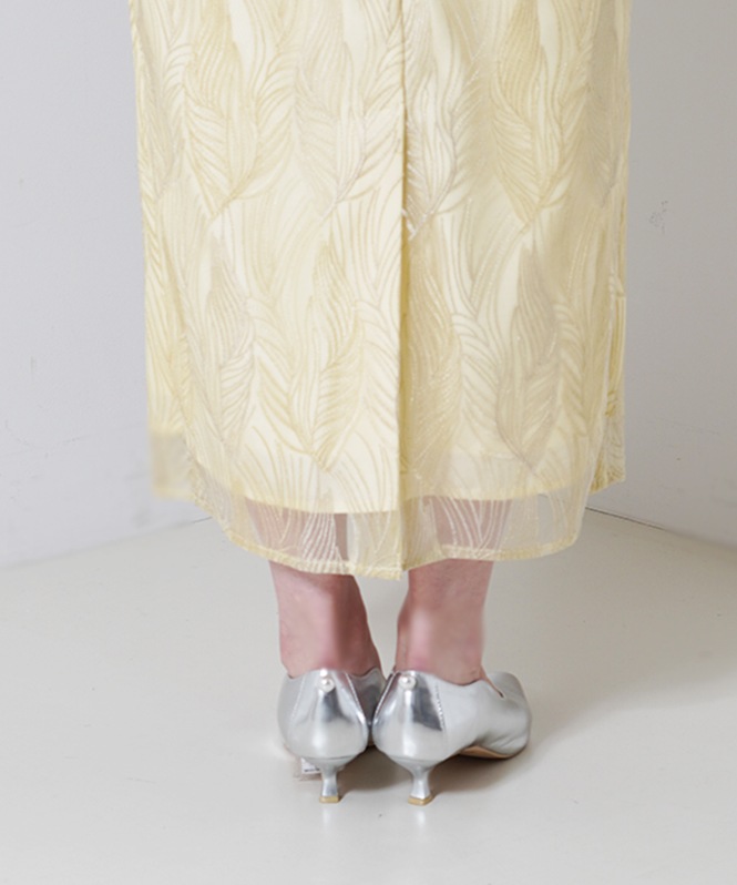 リーフモチーフドレス