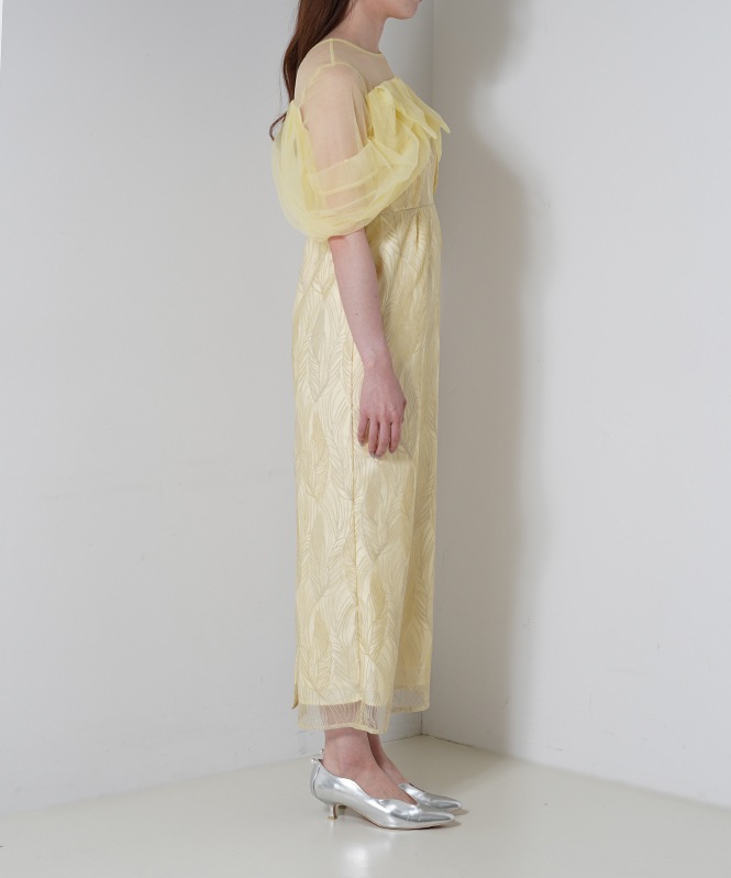 リーフモチーフドレス