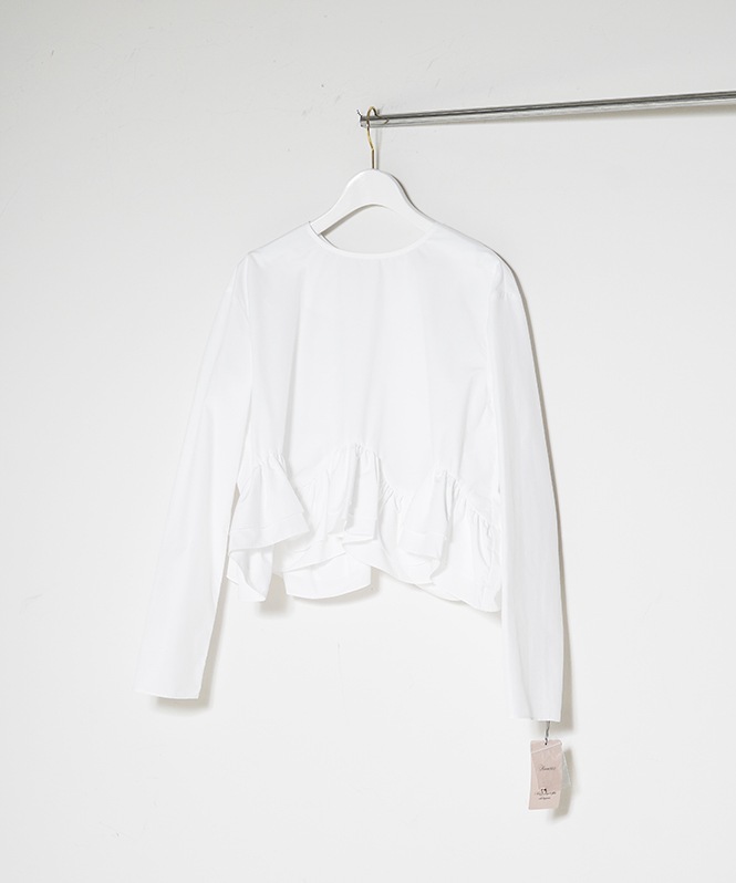 ウェービーラッフルブラウス