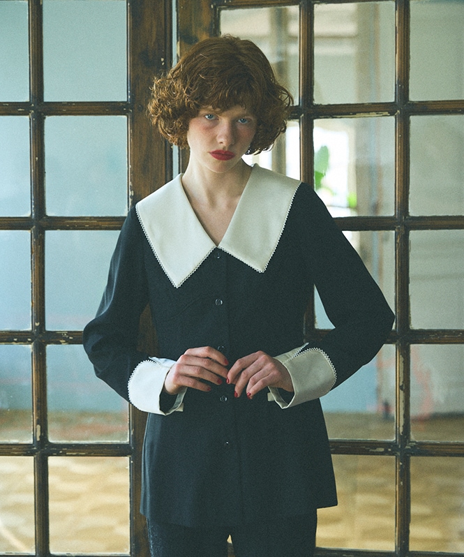 contrast collar set up dress