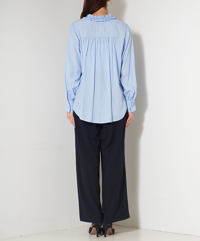 センターフリルブラウス