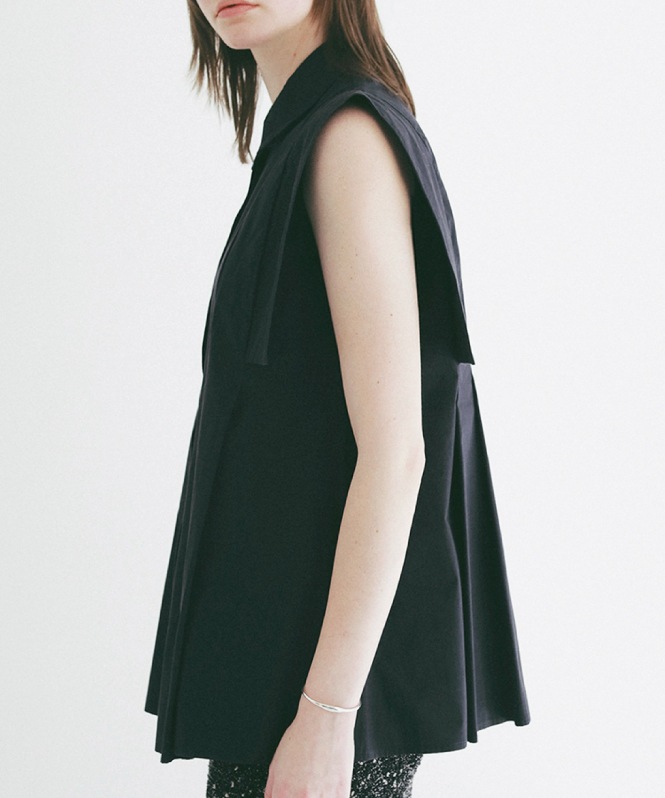 PANELL PLEAT SQUARE SLEEVE SHIRTS