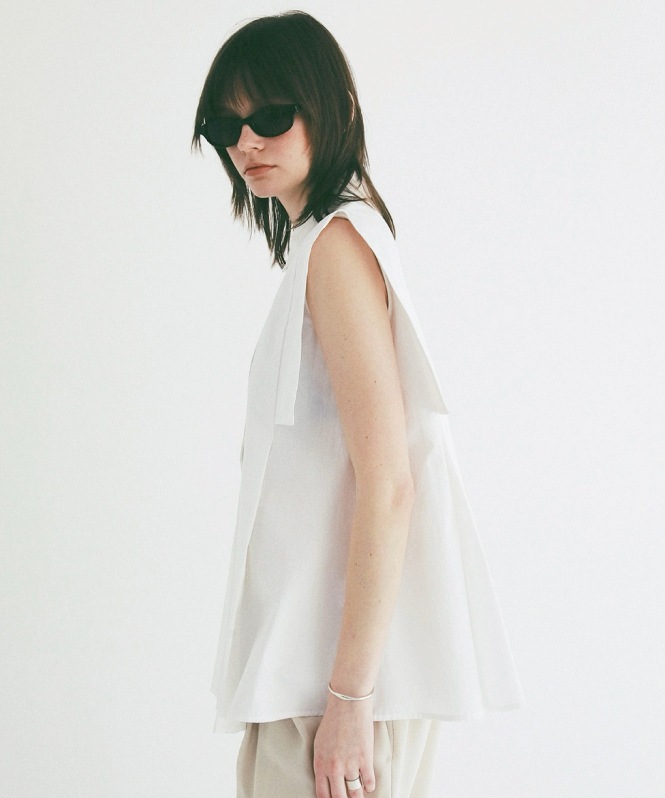 PANELL PLEAT SQUARE SLEEVE SHIRTS
