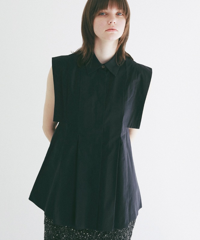 PANELL PLEAT SQUARE SLEEVE SHIRTS