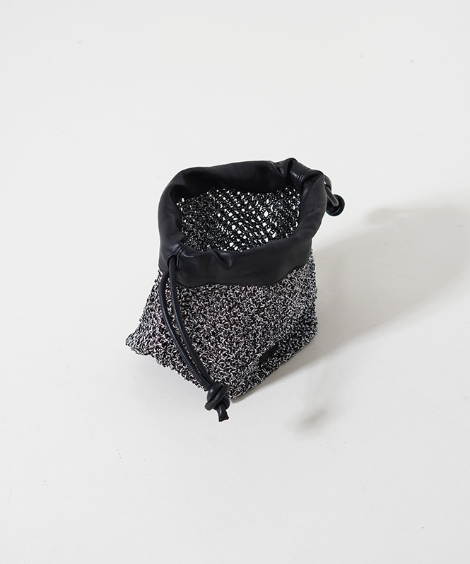 Swaraj 手編みメタリックラメ巾着・レザーコンボ