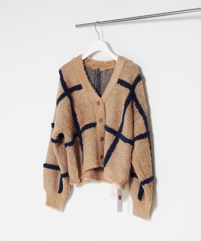 立体ジャガードカーディガン