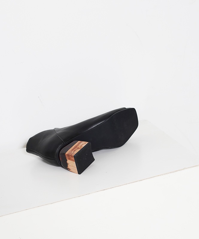 オープントゥブーティー