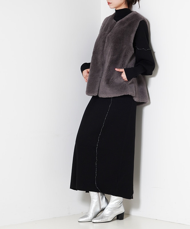 100%ウールボアノーカラーベスト