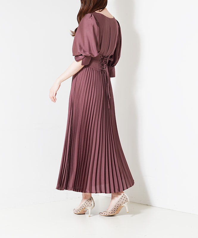 プリーツドレス