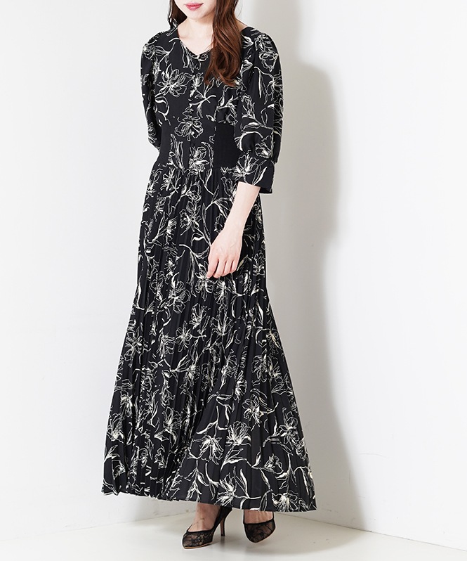 プリーツドレス