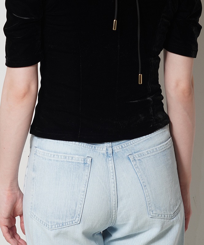 accent choker tops