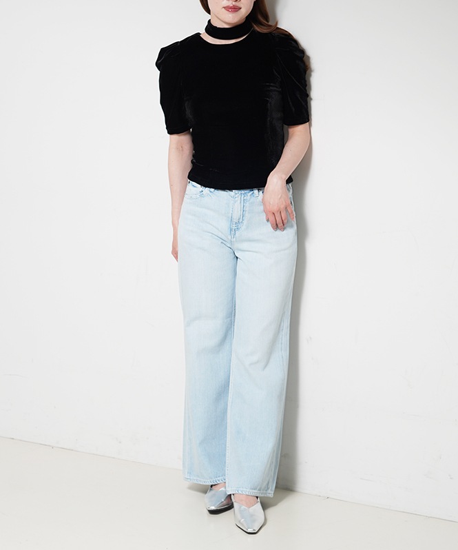 accent choker tops