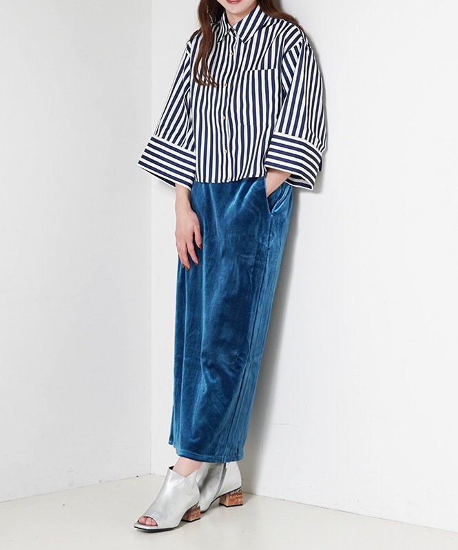 ベロアＩラインスカート