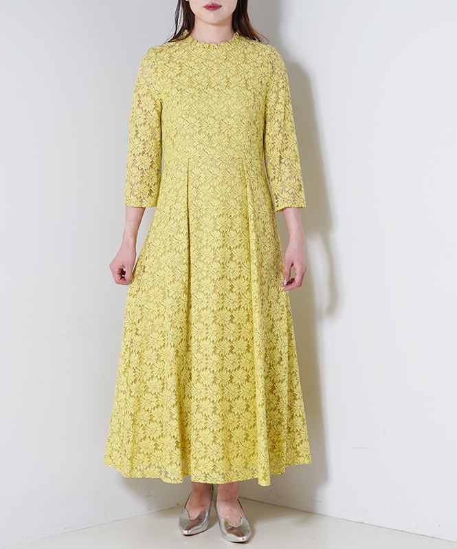 総レースドレス