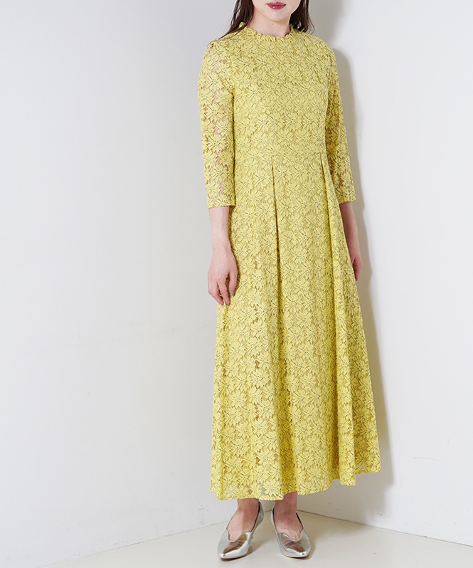 総レースドレス