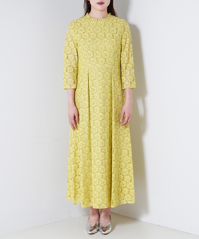 総レースドレス