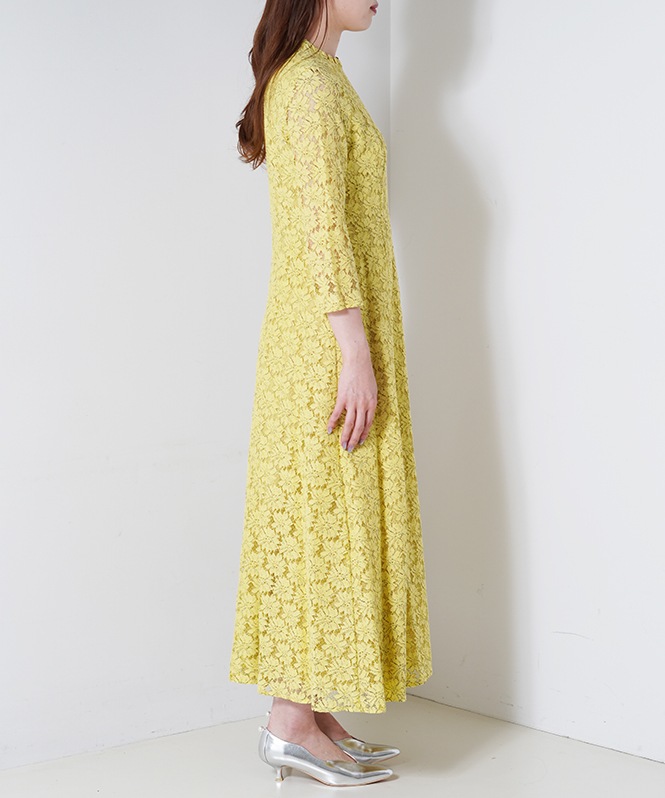 総レースドレス