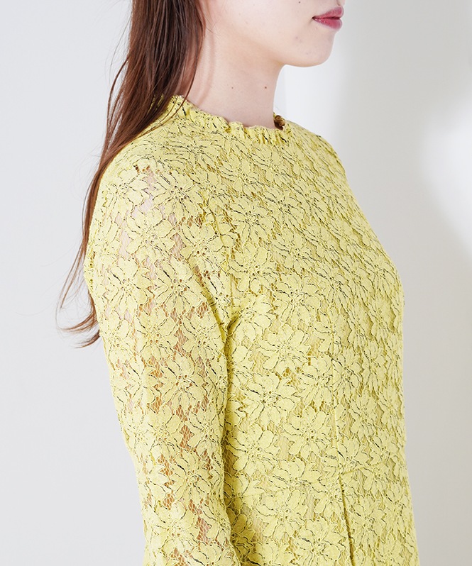 総レースドレス