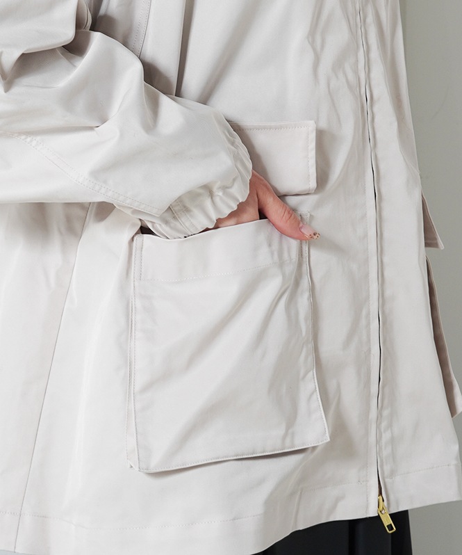 ハイネックWジップアウター