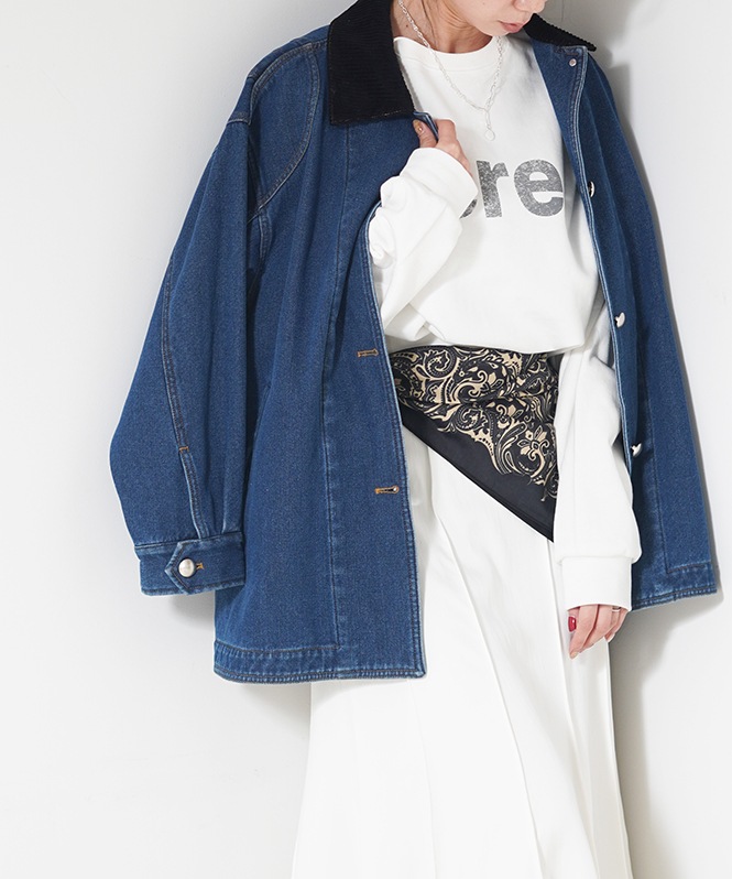 カスレロゴスウェット