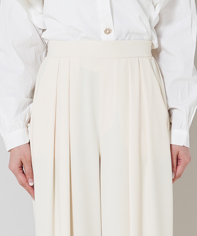 ハイウウェストタックパンツ