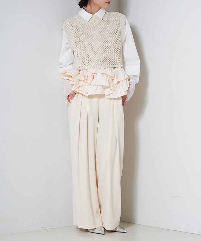 ハイウウェストタックパンツ