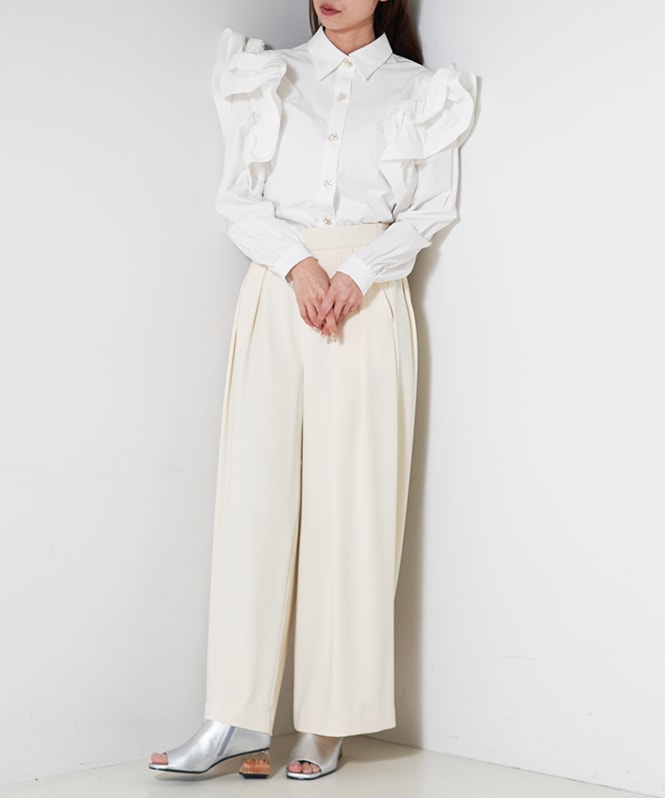 ハイウウェストタックパンツ