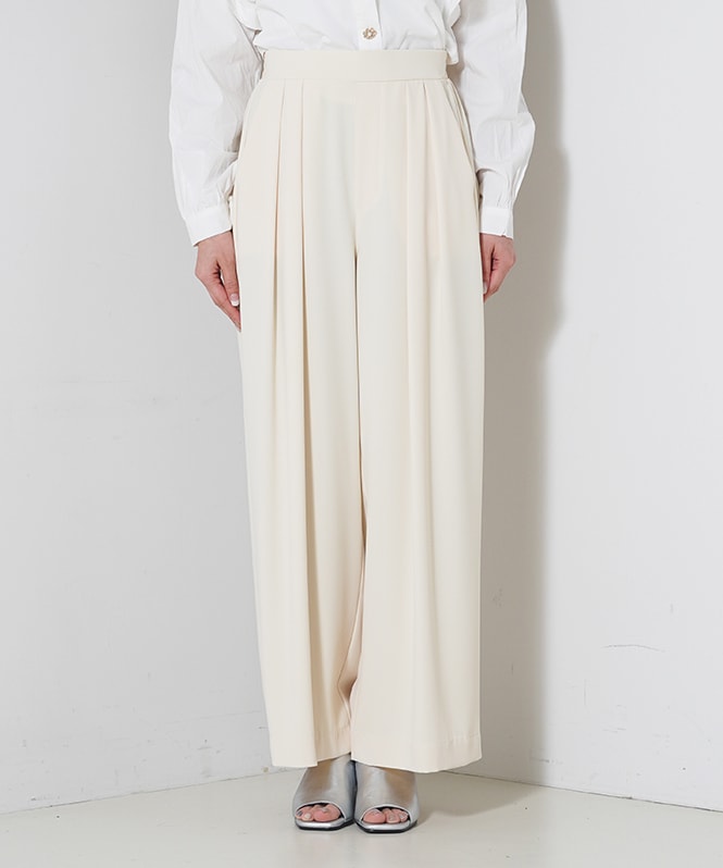 ハイウウェストタックパンツ