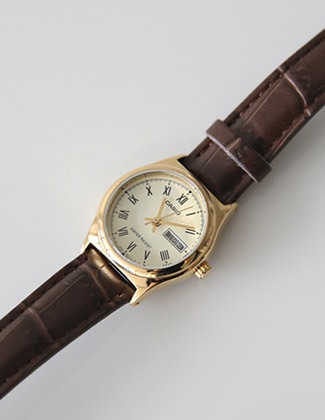 カシオミニストラップ腕時計(ブラウン)