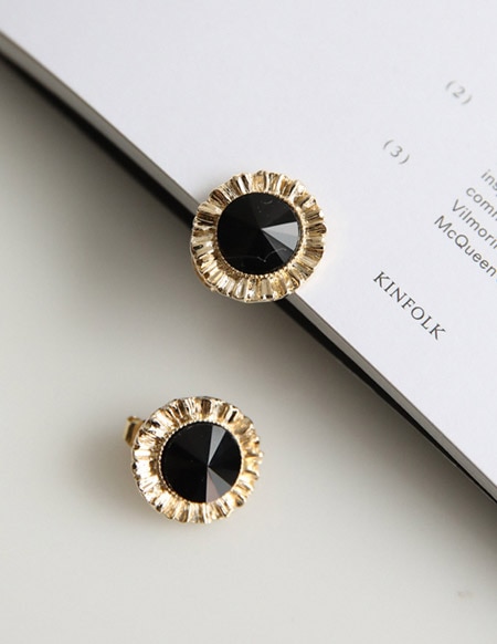 パイブラック＆ゴールドイヤリング