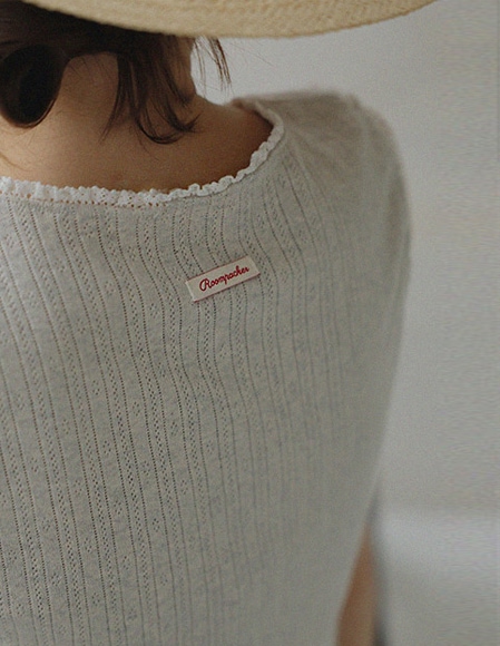 [RR]ドローアイレットレースノースリーブ