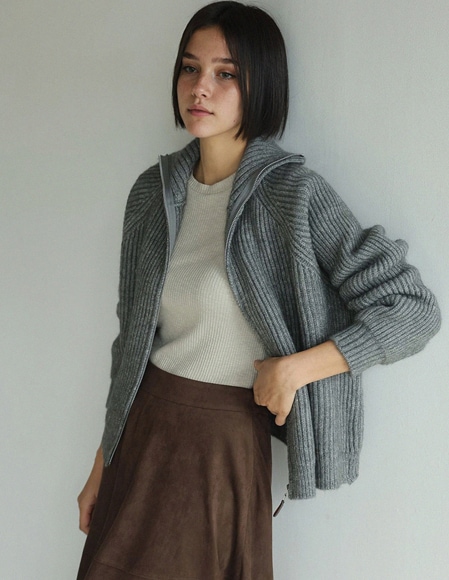 プラントリブジップアップセーター