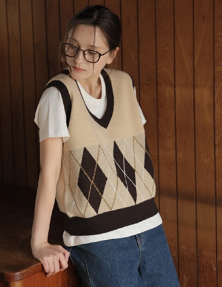 スティンアーガイルニットベスト
