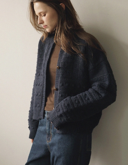 エレノ立体柄ラウンドカーディガン