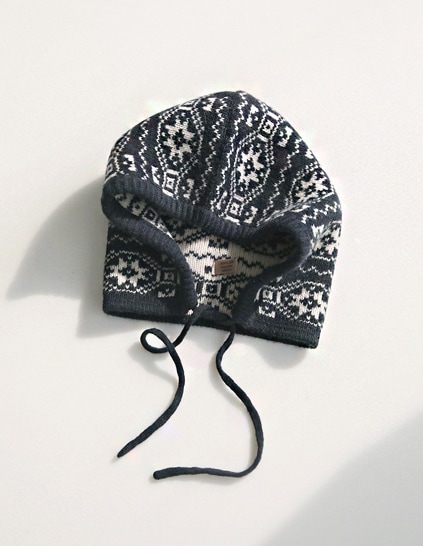 エルトウールジャガードバラクラバー