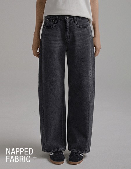 [RR]576ダーツ切開ブラックパンツ(起毛ver)